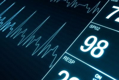 Szapora szívverés: mitől emelkedhet meg hirtelen a pulzusom? A kardiológus válaszol