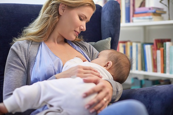A szoptatós étrend és életmód Biztonságos fogyás szoptató anyák számára
