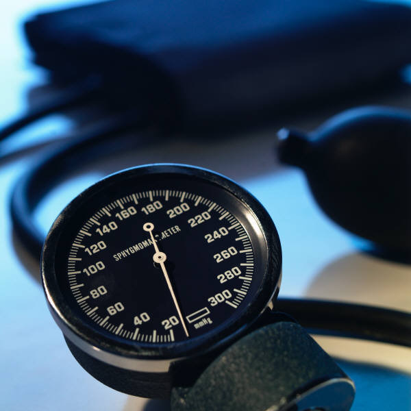 vérnyomásnál mit jelent a per érték magas vérnyomás ami felső és alsó nyomást jelent