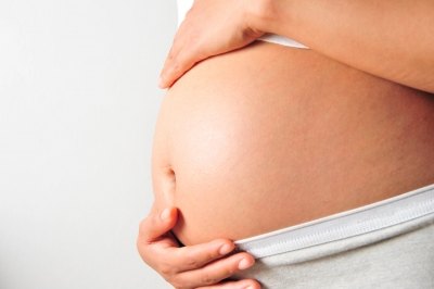 terhesség elején derékfájás